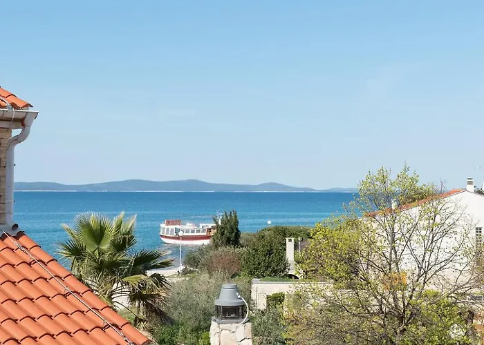 Luce Marina Apartman Petrcane